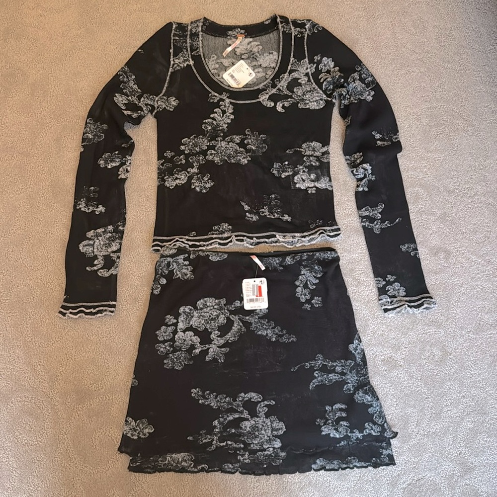 Free People 2 piece skirt set.  Both pieces are NWT size XS